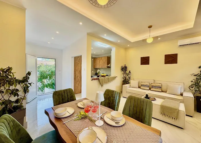 Sunray With Private Pool By Dadovillas *