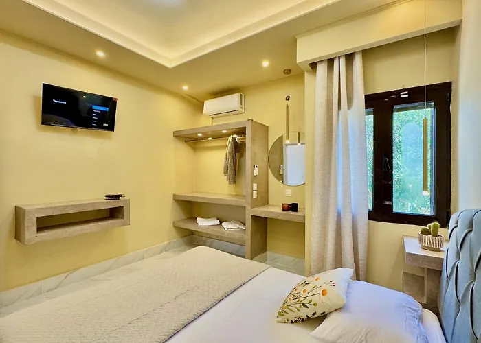 Sunray With Private Pool By Dadovillas Villa *
