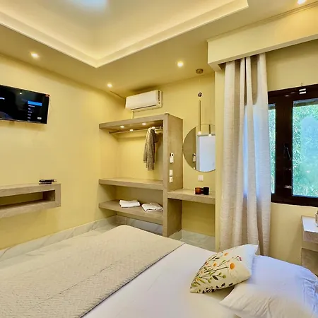 Sunray With Private Pool By Dadovillas Βίλα *
