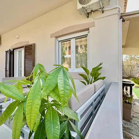 וילה Sunray With Private Pool By Dadovillas סידריון
