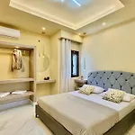 Sunray With Private Pool By Dadovillas