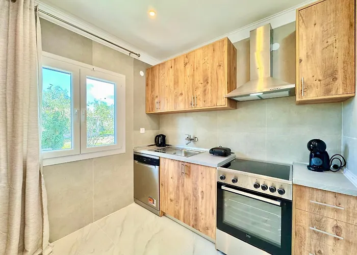 Sunray With Private Pool By Dadovillas *